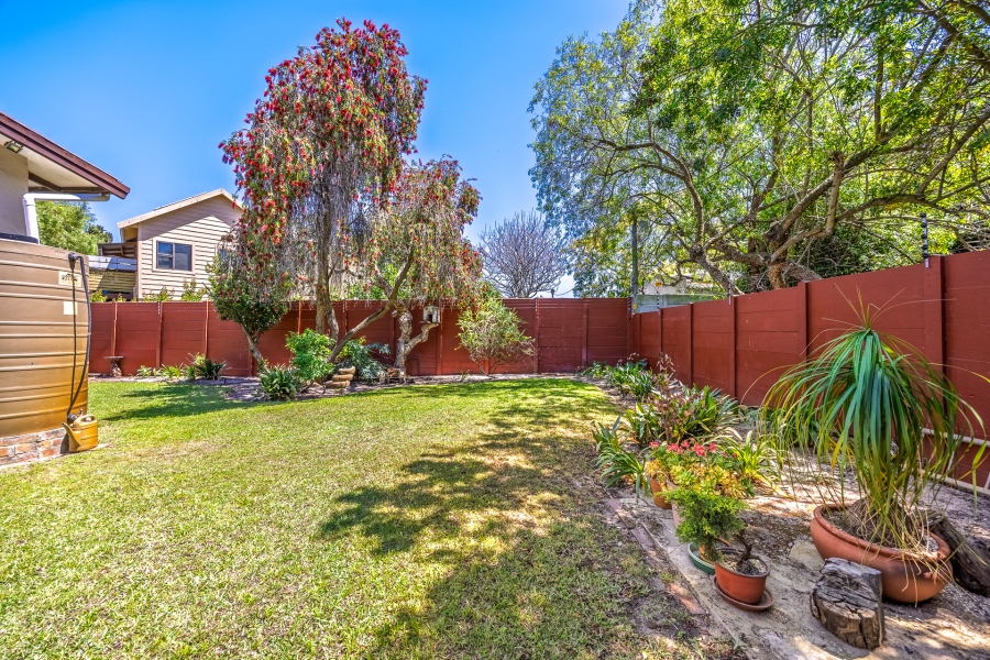 3 Bedroom Property for Sale in St Dumas Western Cape